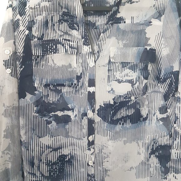 New York & Co Button Down Collar Shirt, XS - Picture 2 of 9